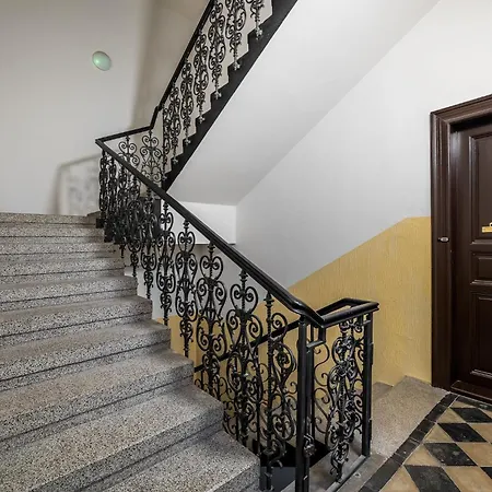 Modern In The Center Of Διαμέρισμα Πράγα